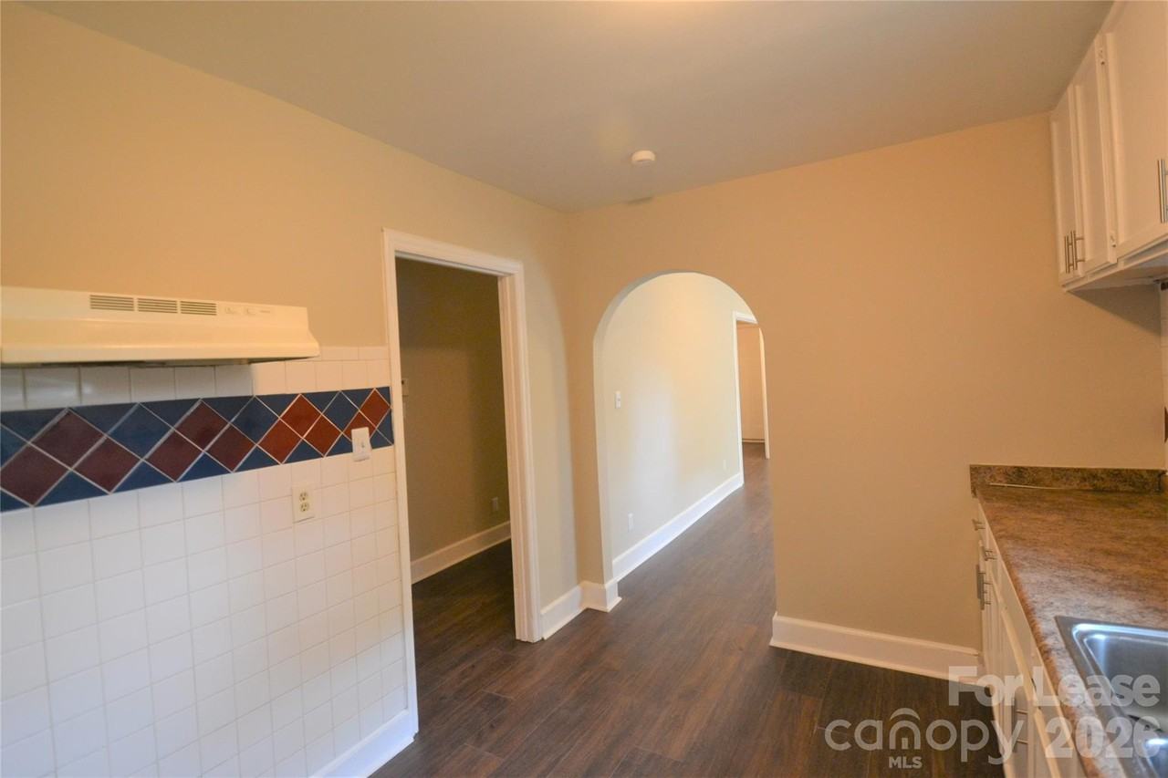 1807 Maribel Ave - Photo 4 of 14