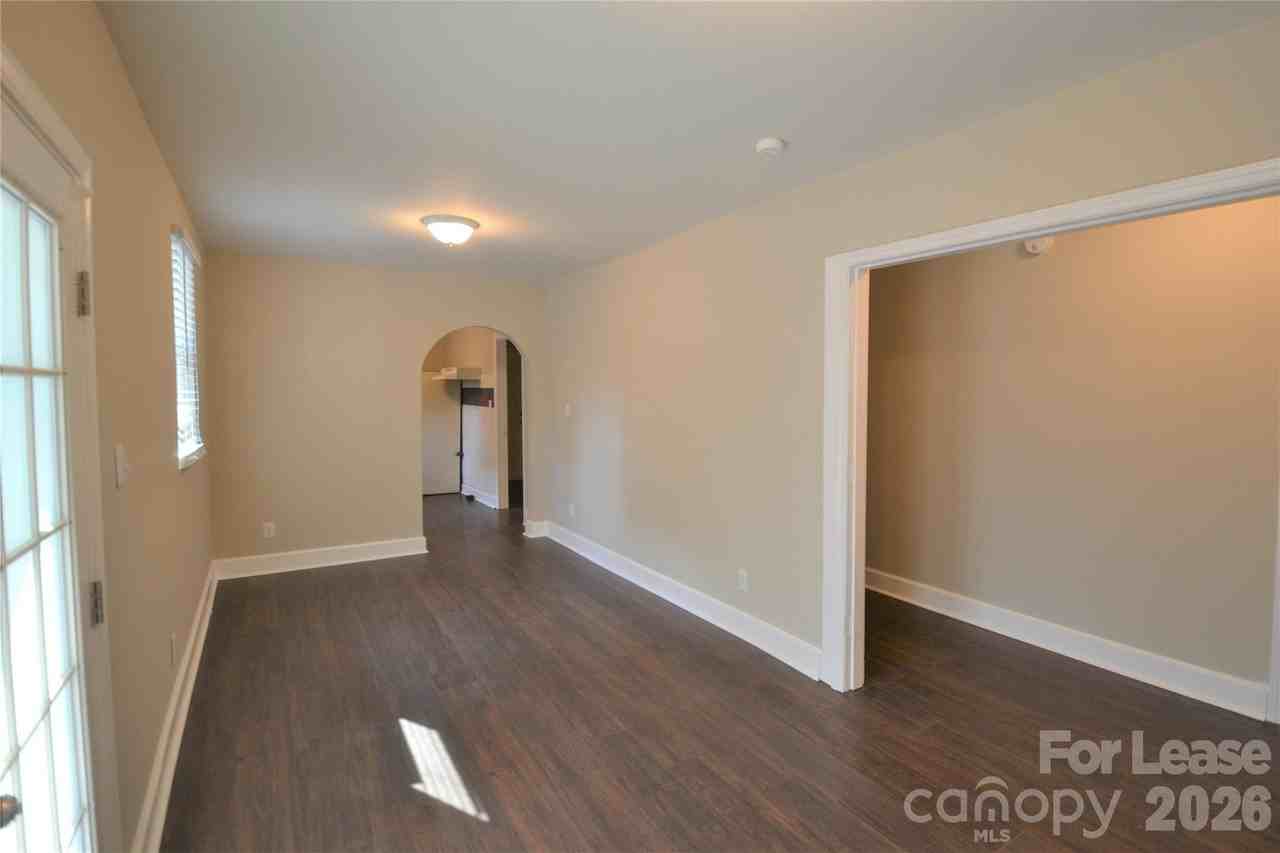 1807 Maribel Ave - Photo 5 of 14