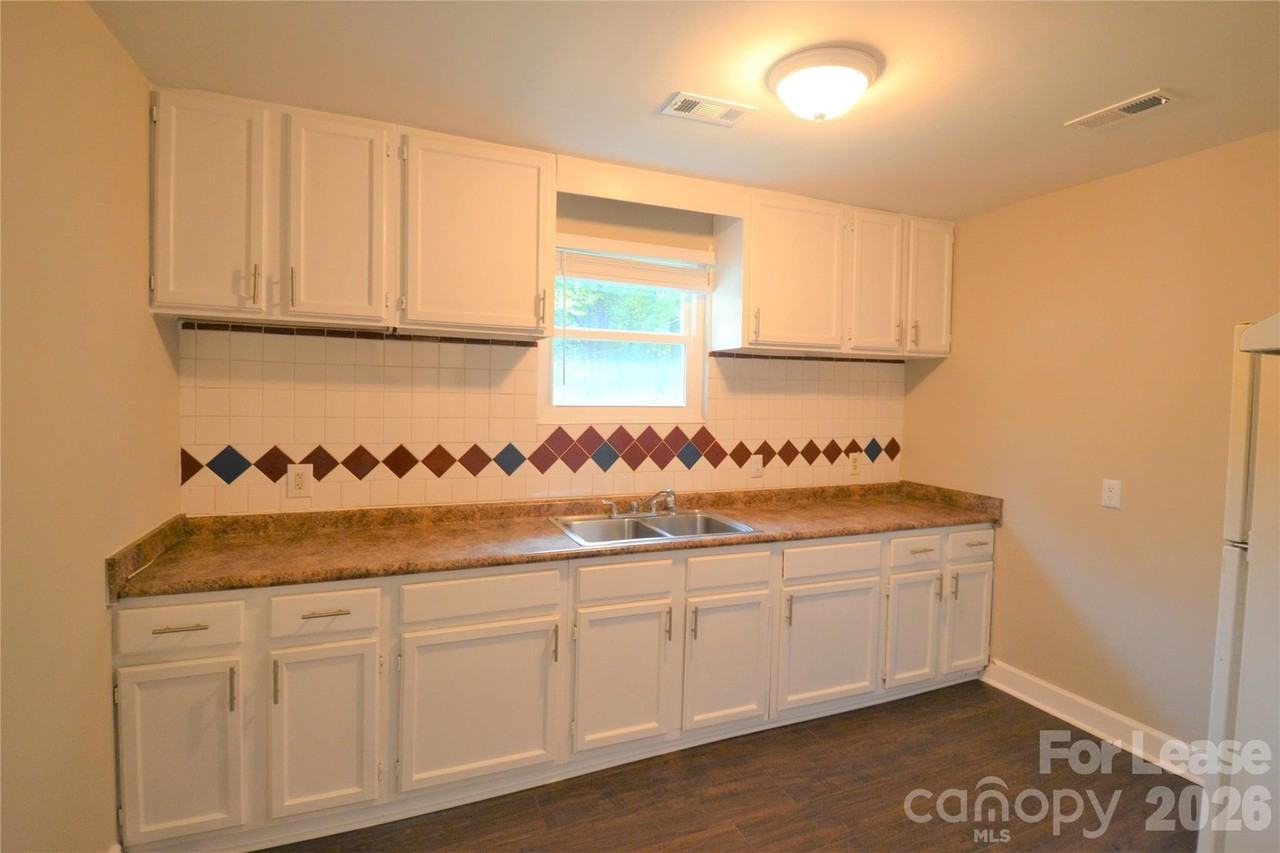 1807 Maribel Ave - Photo 7 of 14