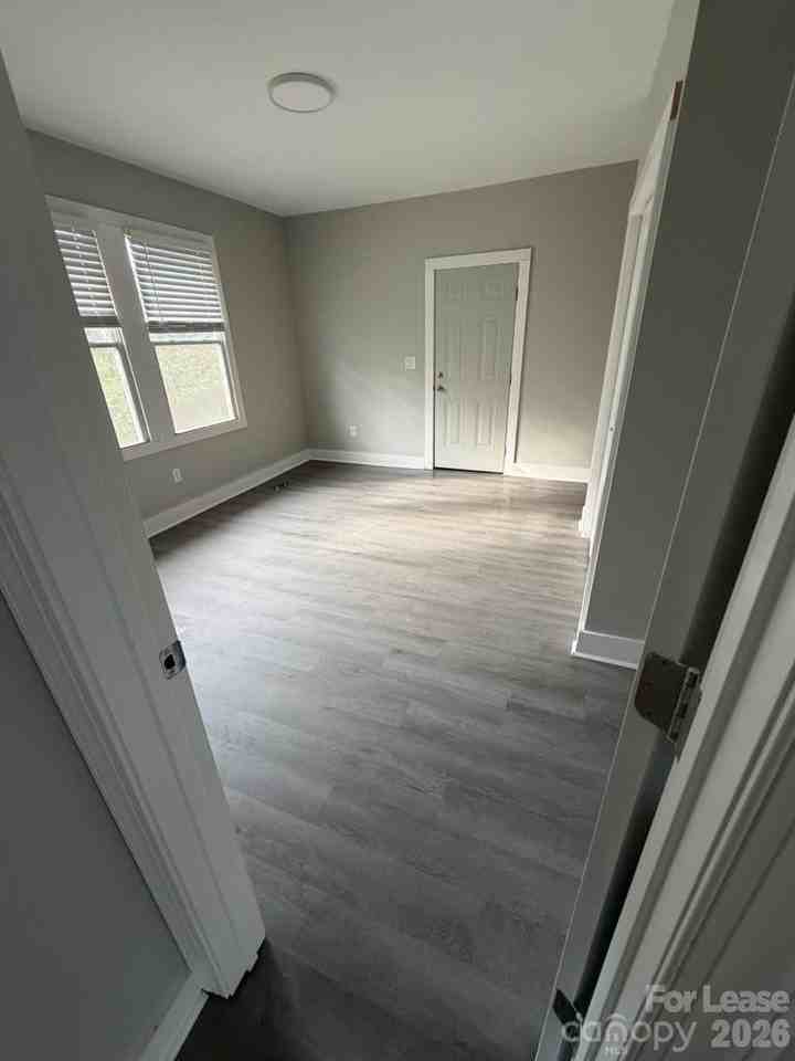 405 N Highland St - Photo 4 of 6