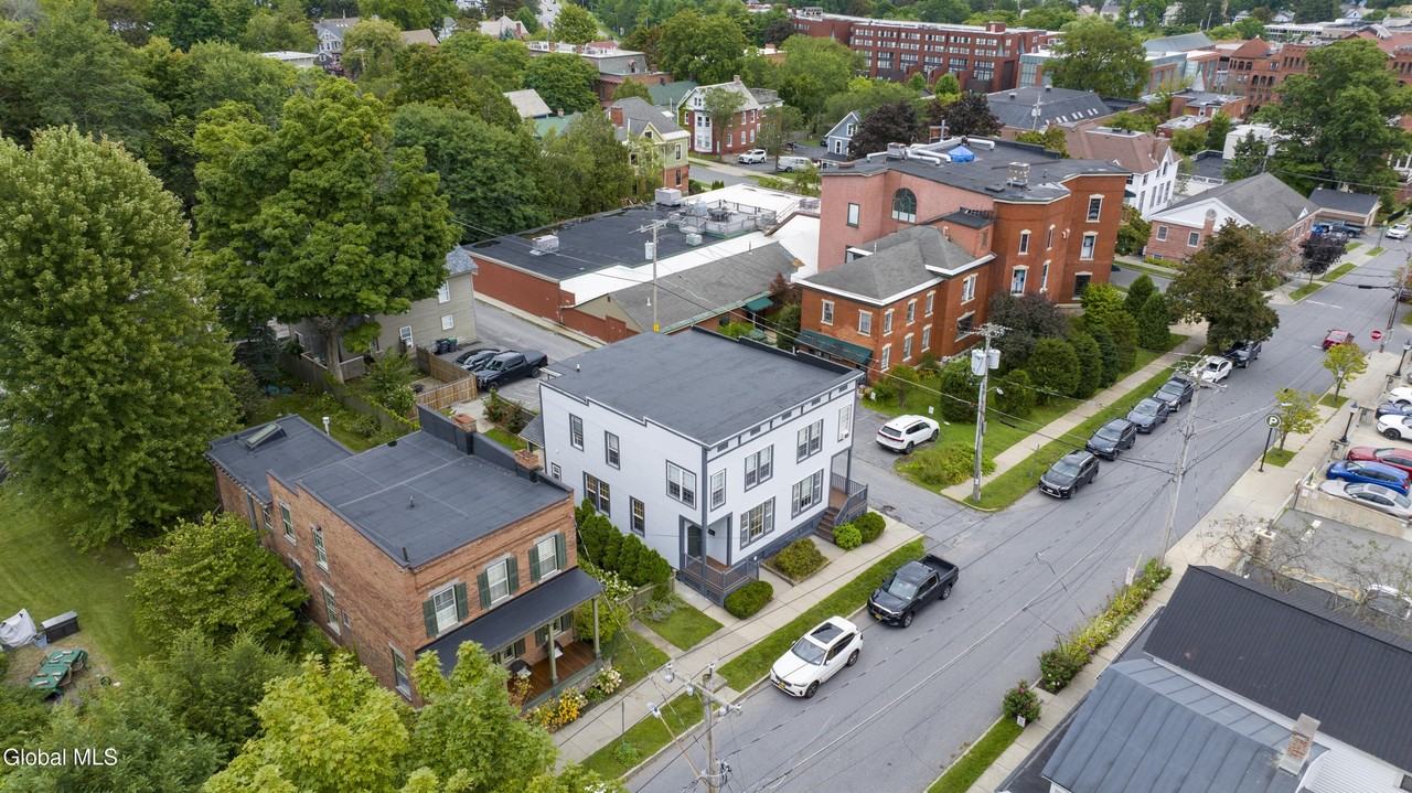 41 Walton St - Photo 3 of 28