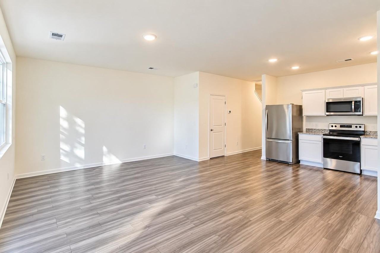 507 Scarlett Maple St - Photo 6 of 20
