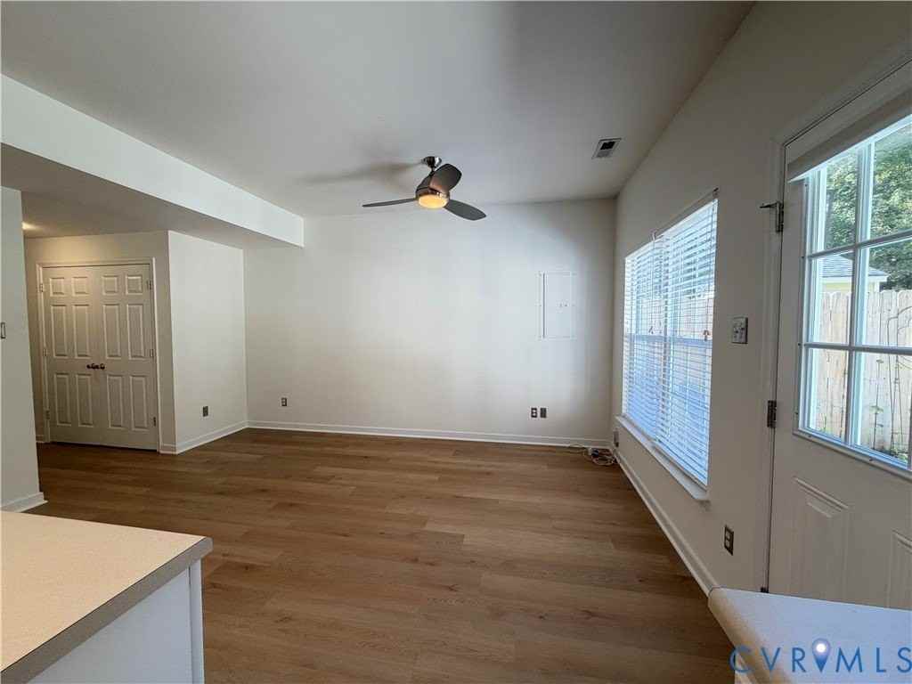 3105 Friars Walk Ln - Photo 6 of 16