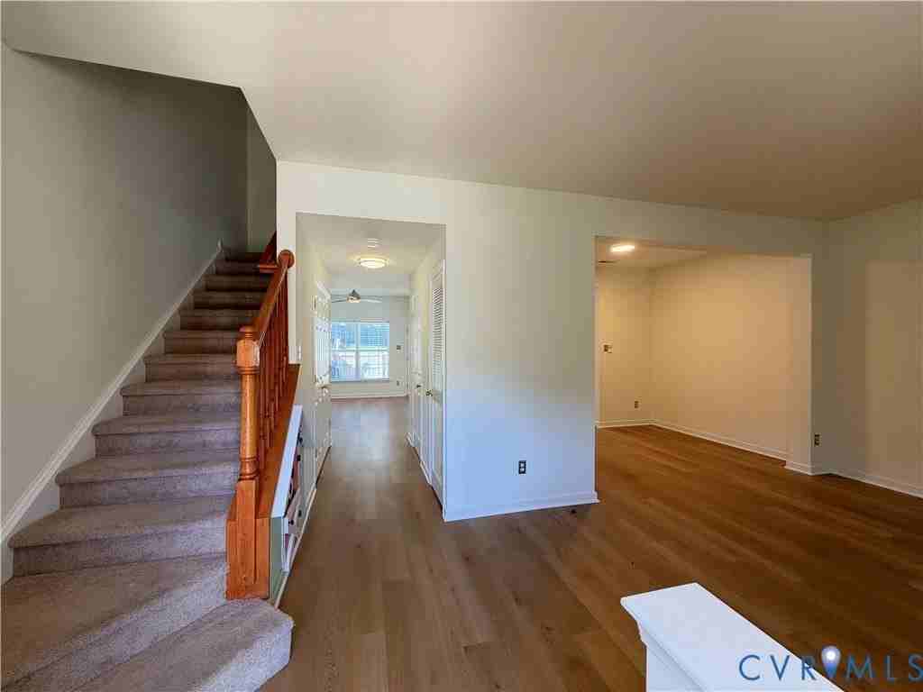3105 Friars Walk Ln - Photo 7 of 16
