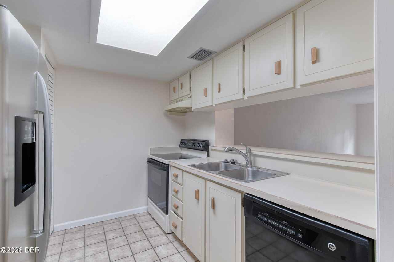102 Bob White Ct #4 - Photo 6 of 40