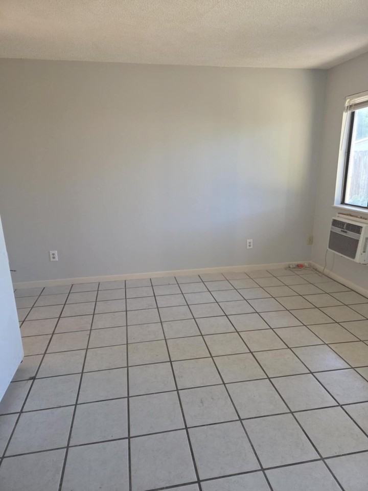 14 Cape Dr Nw #E - Photo 7 of 7