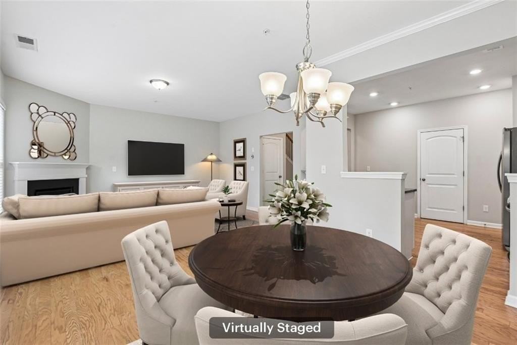 1208 Foxcroft Ln - Photo 6 of 28