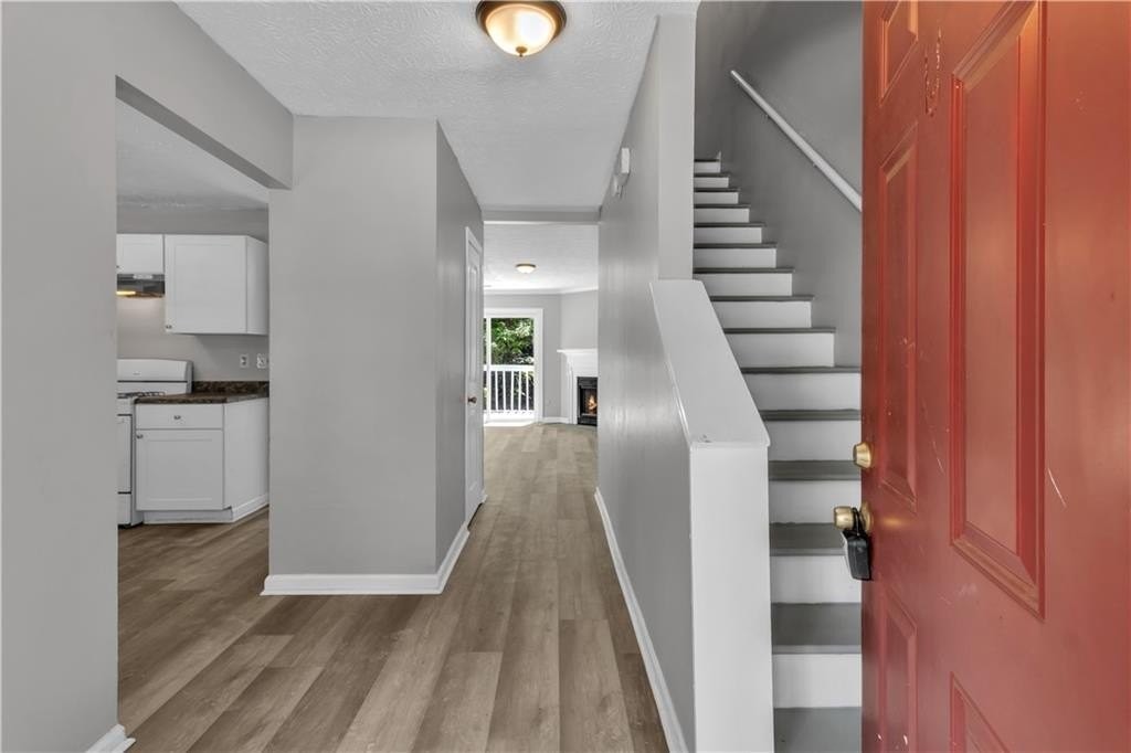 3559 Ashley Station Dr Sw - Photo 2 of 28