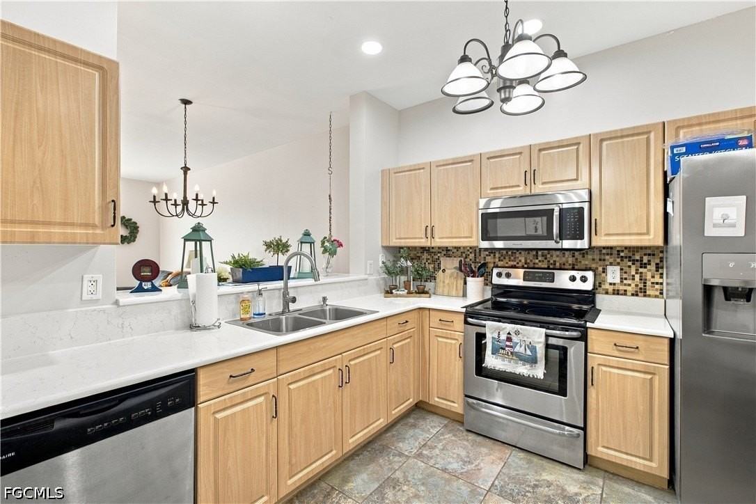 3613 Pine Oak Cir #107 - Photo 5 of 42