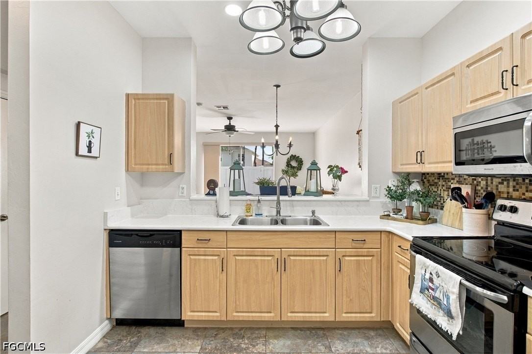 3613 Pine Oak Cir #107 - Photo 7 of 42