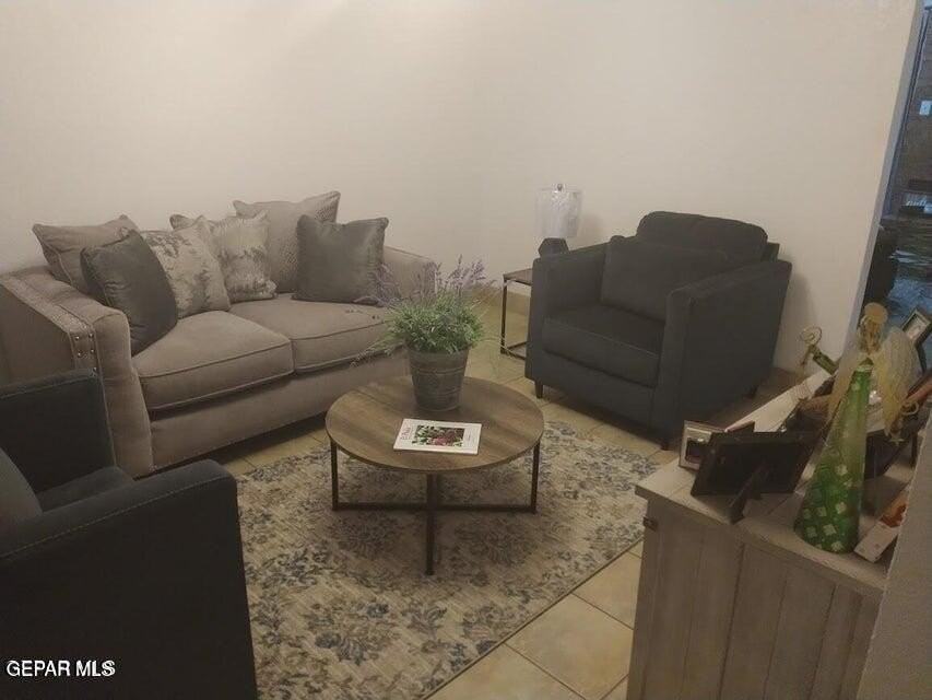 5728 Dalhart Dr - Photo 6 of 38