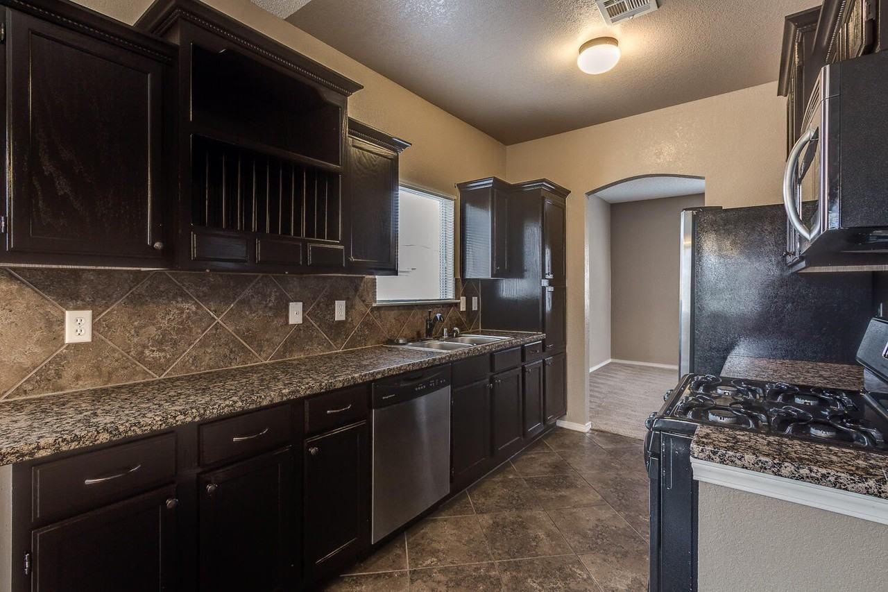 3161 Blue Dirt Cir - Photo 4 of 24