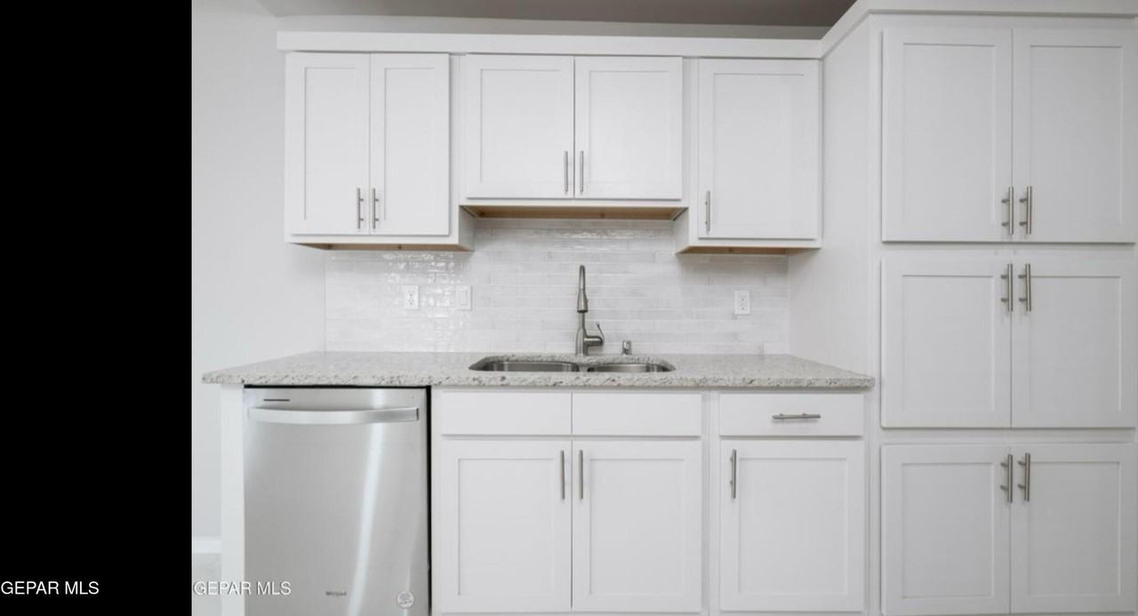 15221 Gauge Ct - Photo 7 of 17
