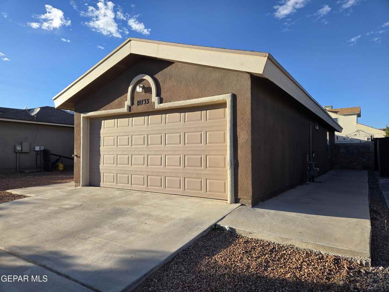 14733 Ava Leigh Ave - Photo 2 of 33
