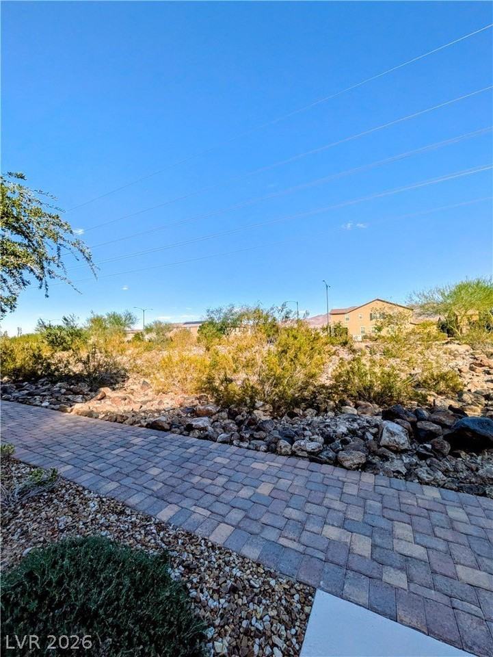2850 Alenga St - Photo 3 of 26