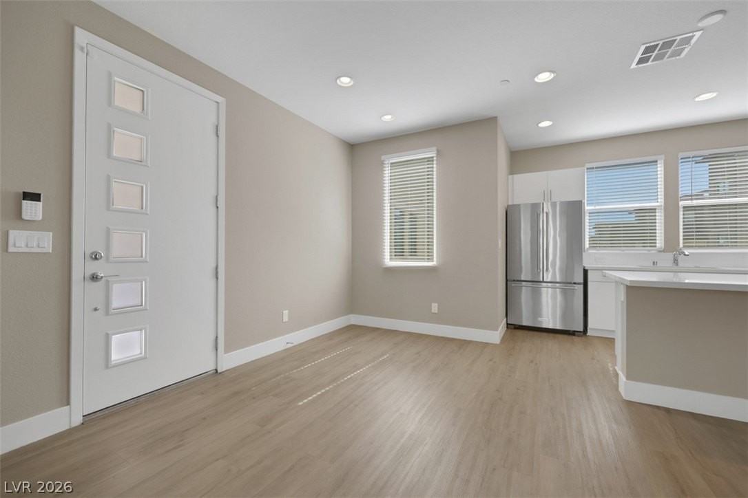 11258 Essence Point Ave #206 - Photo 5 of 17