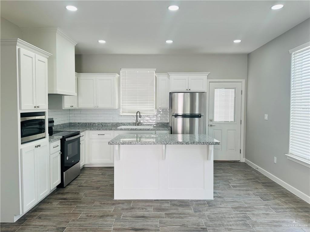 1103 Sugar Garden Ave #3 - Photo 3 of 10