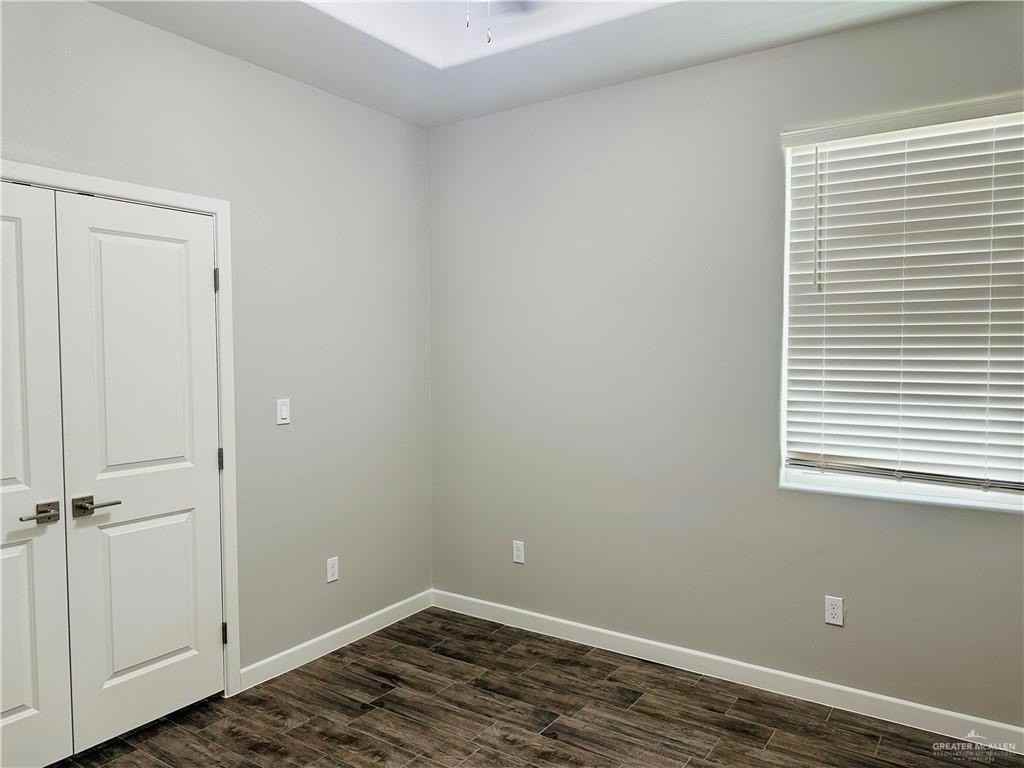 1103 Sugar Garden Ave #3 - Photo 5 of 10