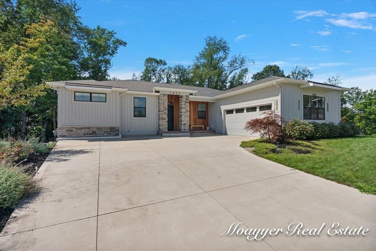 1835 Gloryfield Dr Sw - Photo 5 of 50
