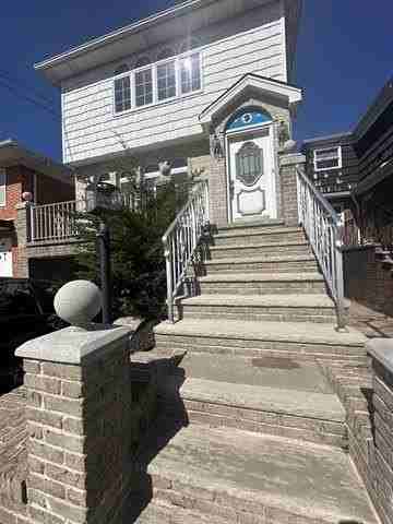 855 Avenue C - Photo 2 of 19