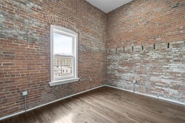 21 W 20th St #205 - Photo 5 of 23