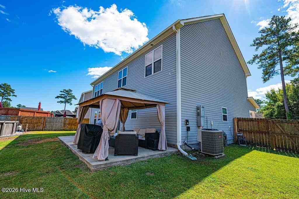 3280 Austin Ave - Photo 5 of 35