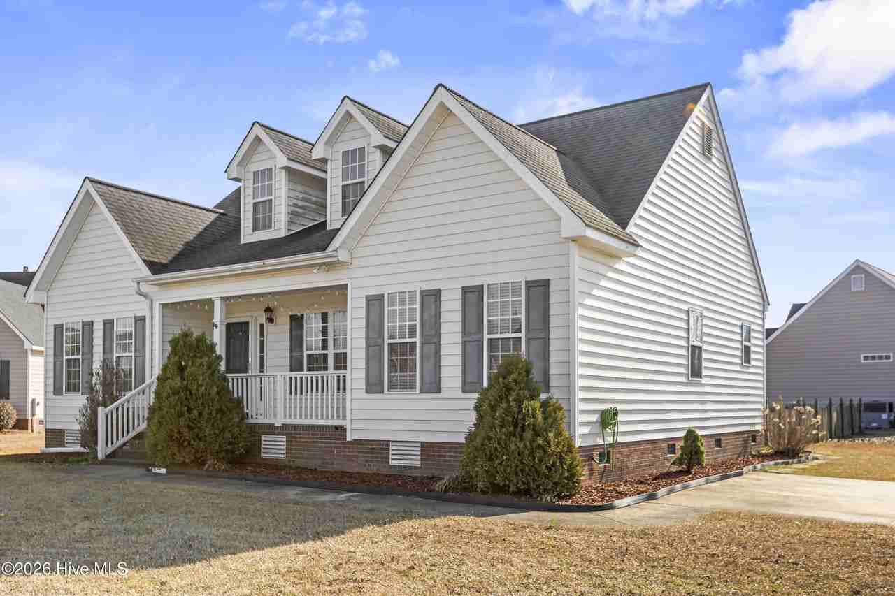726 Addington Dr - Photo 2 of 27