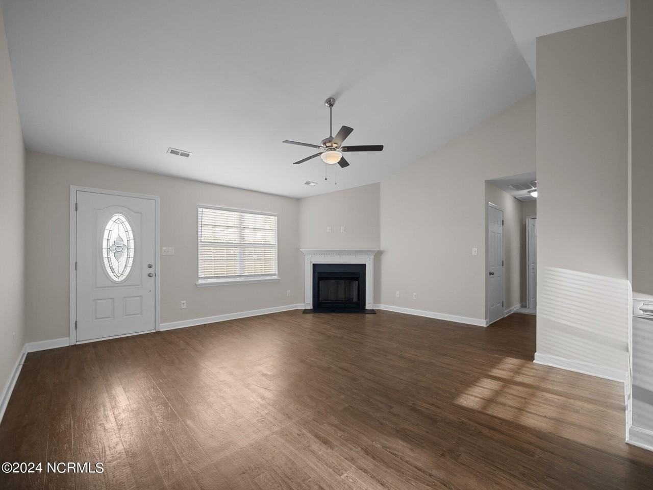 108 Prospect Dr - Photo 4 of 23