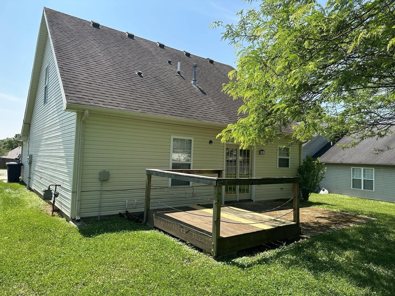 1456 Equine Way - Photo 2 of 50
