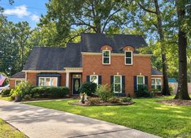 featured image of 249 Charleston Ct S