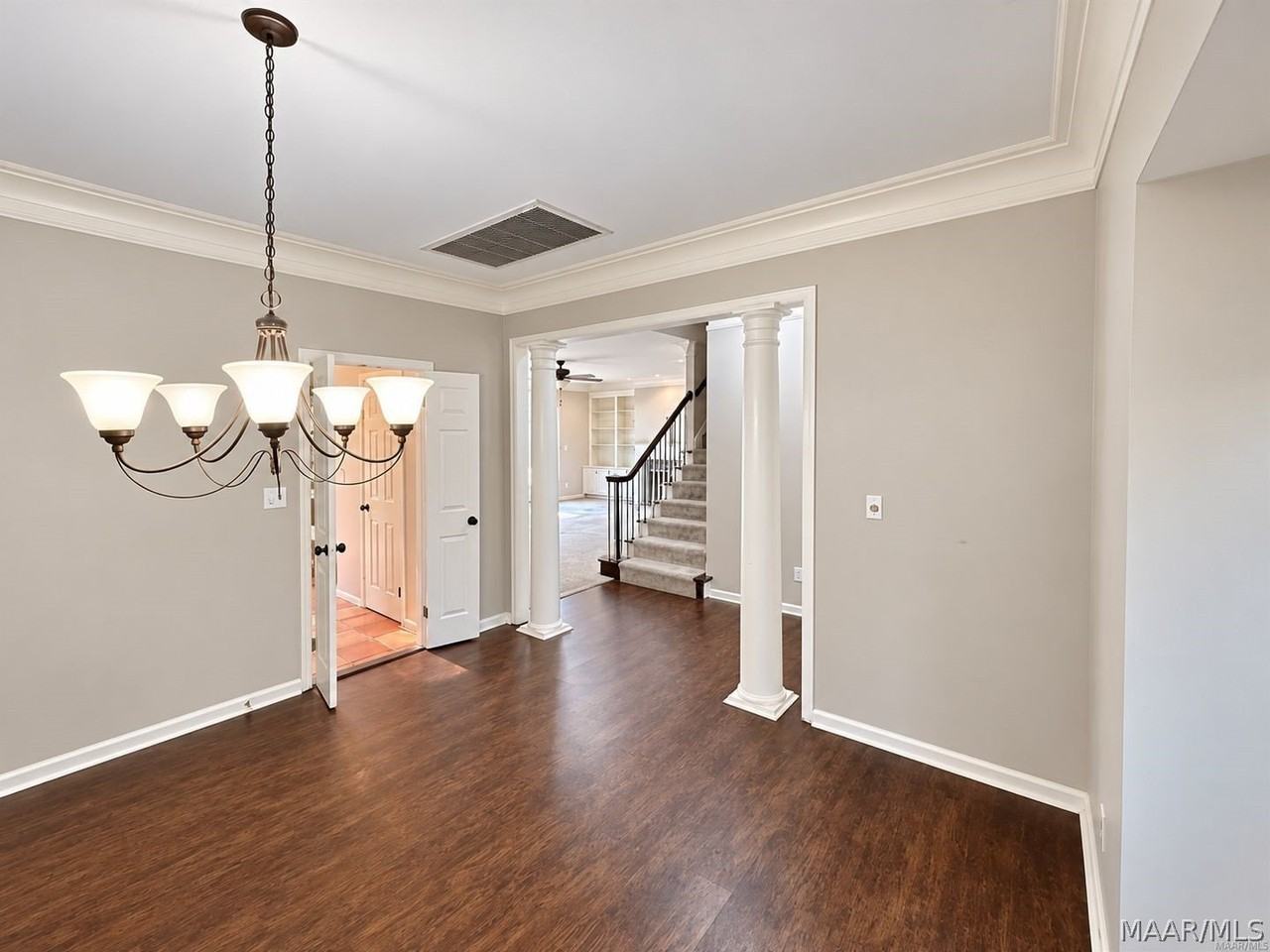 249 Charleston Ct S - Photo 6 of 32