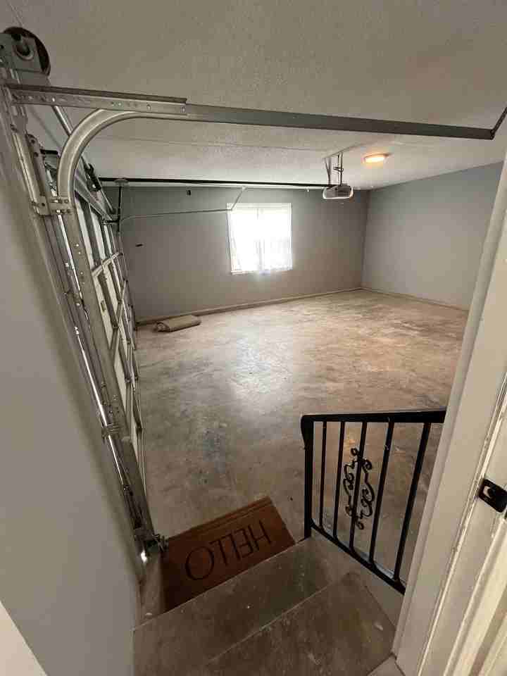 296 E Poplar Ave - Photo 7 of 27