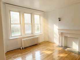 225 Avenue Melville - Photo 1 of 1