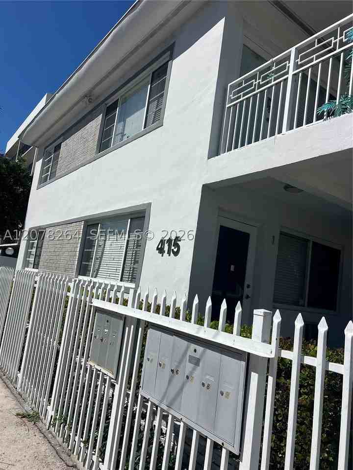 415 76th St #2 - Photo 4 of 11