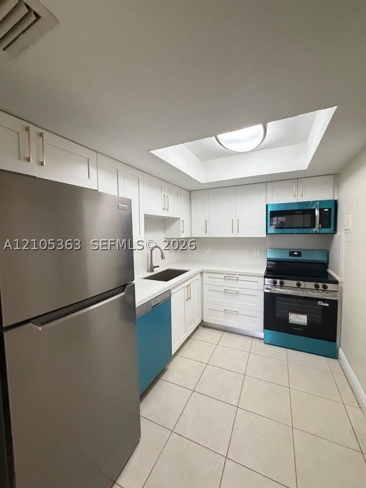 13960 Lake Placid Ct #C11 - Photo 2 of 16