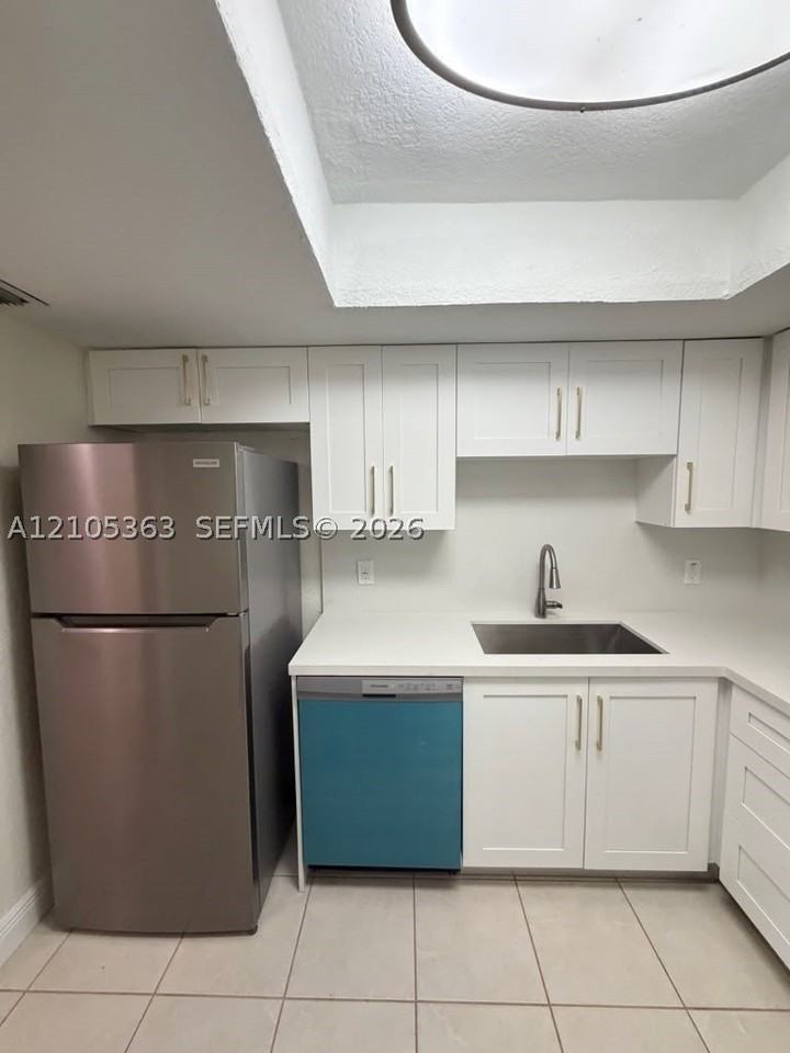 13960 Lake Placid Ct #C11 - Photo 3 of 16