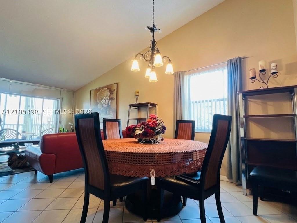 7407 N Devon Dr #212 - Photo 5 of 34