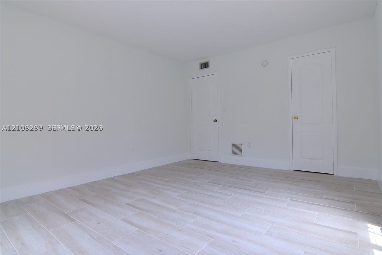 4810 Nw 79th Ave #107 - Photo 4 of 24