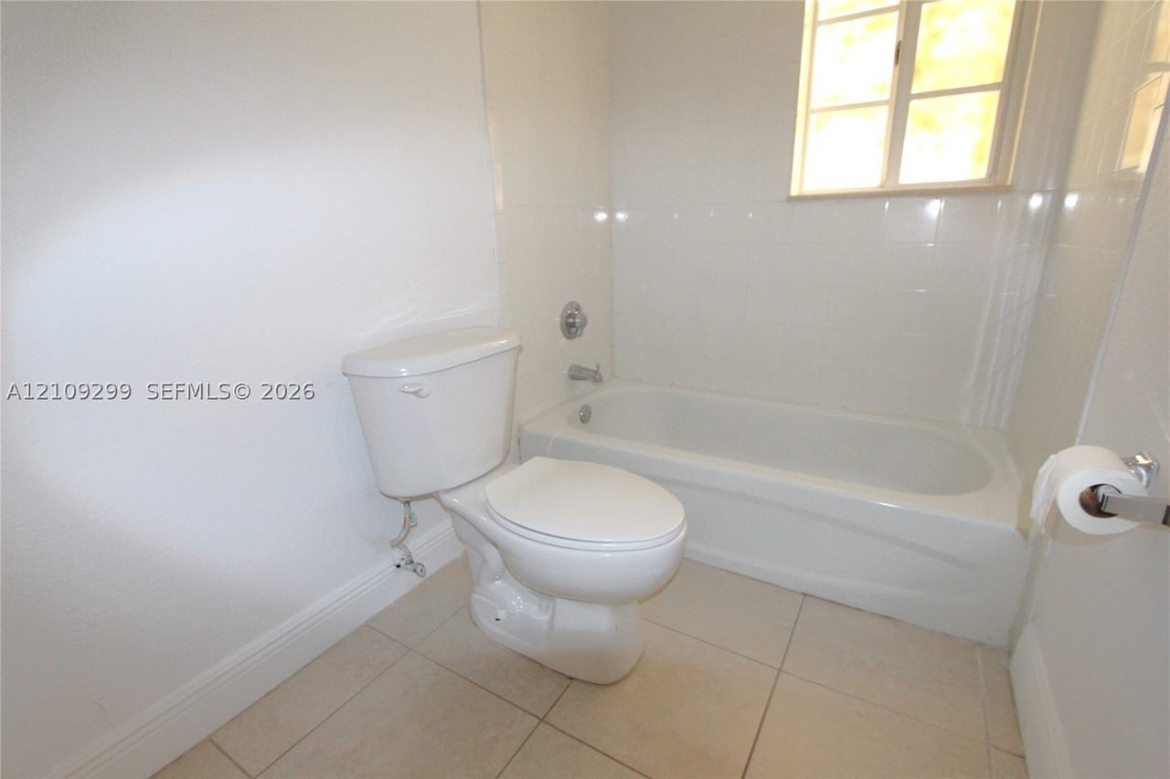 4810 Nw 79th Ave #107 - Photo 7 of 24