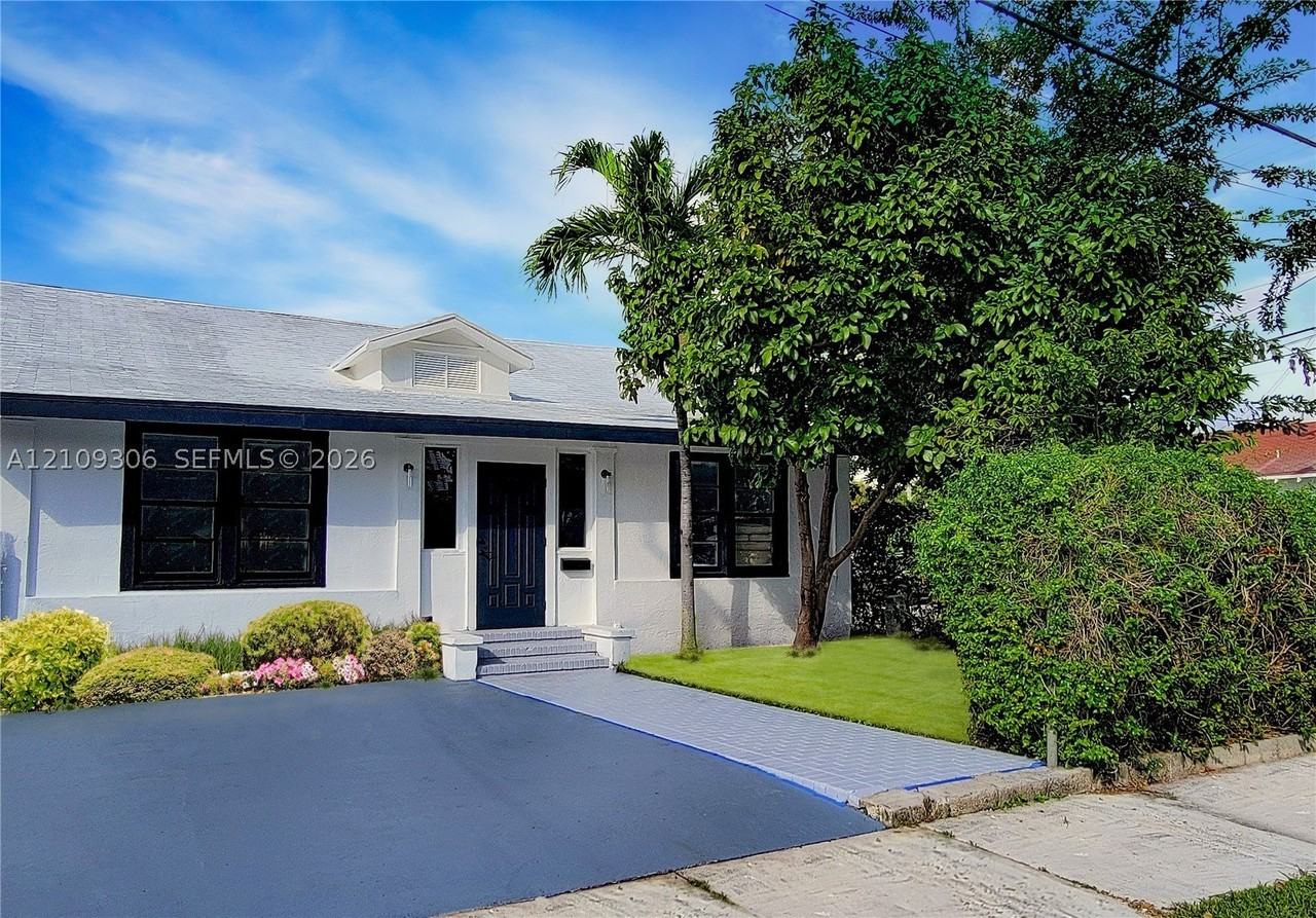 900 Sw 8th Ct - Photo 2 of 12