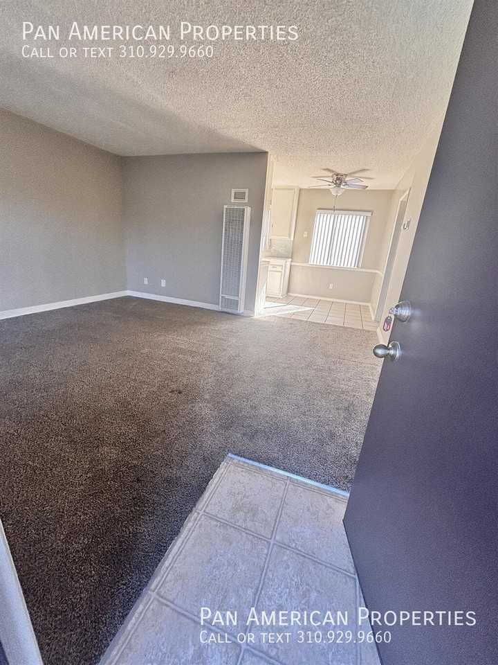 Villa Royale Apartments - Photo 6 of 12