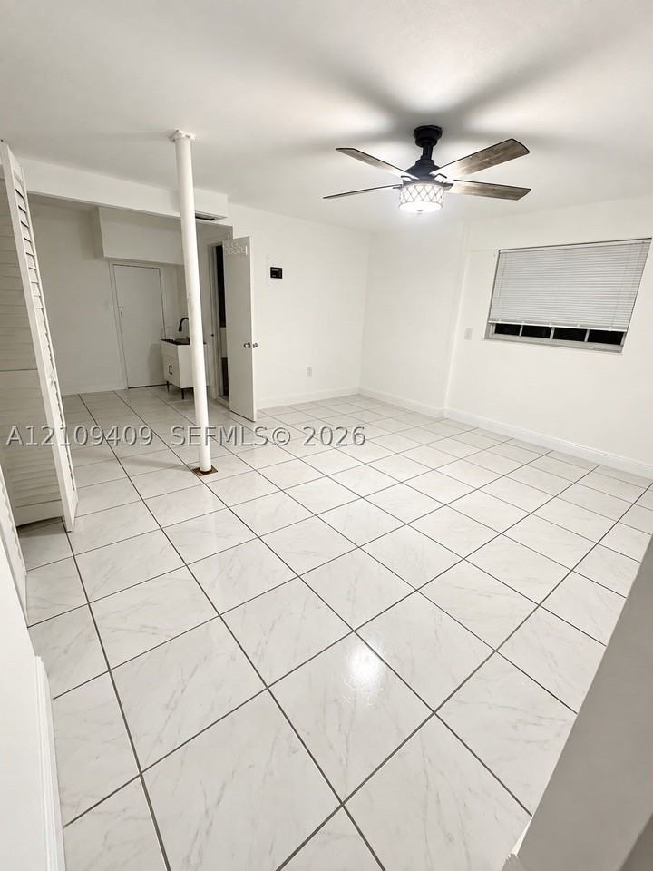 1715 Sw 84th Ave #0 - Photo 7 of 9
