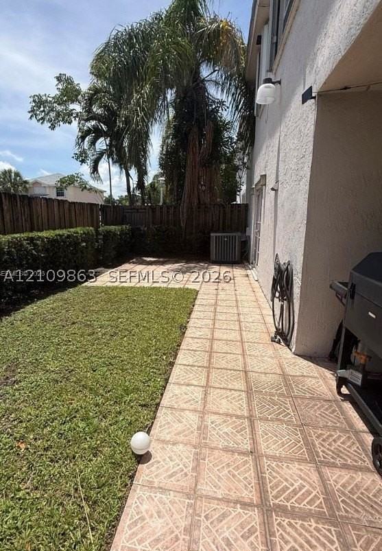 10161 Sw 117th Ct #117 - Photo 2 of 10