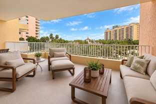 781 Crandon Blvd #502 - Photo 1 of 1