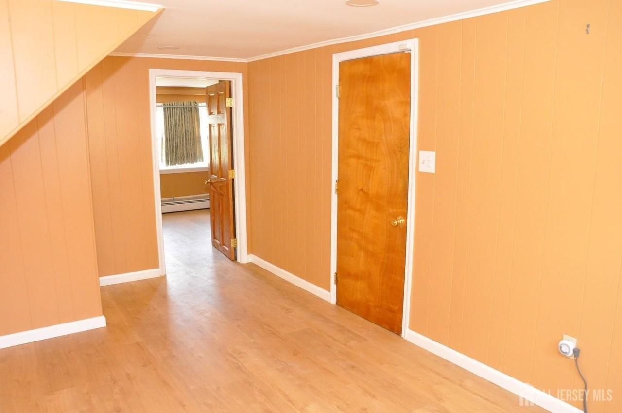 9 Florence Dr - Photo 5 of 38