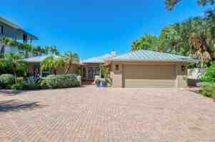 featured image of 3931 Bay Shore Rd