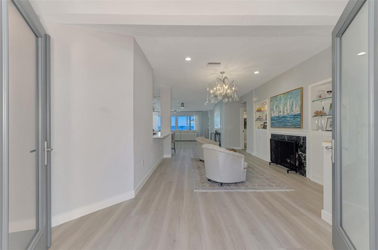 3931 Bay Shore Rd - Photo 3 of 46