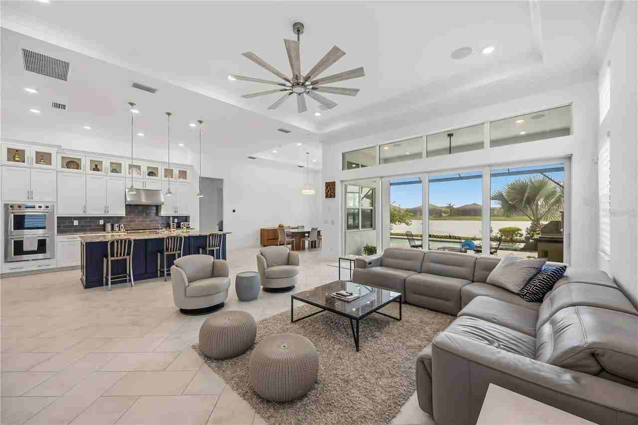 8110 Redonda Loop - Photo 7 of 50
