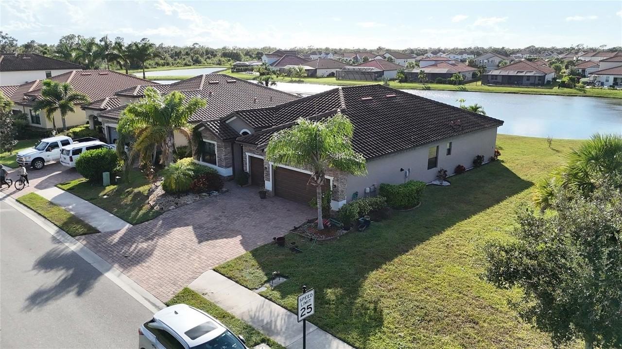 3504 Savanna Palms Ct - Photo 2 of 48