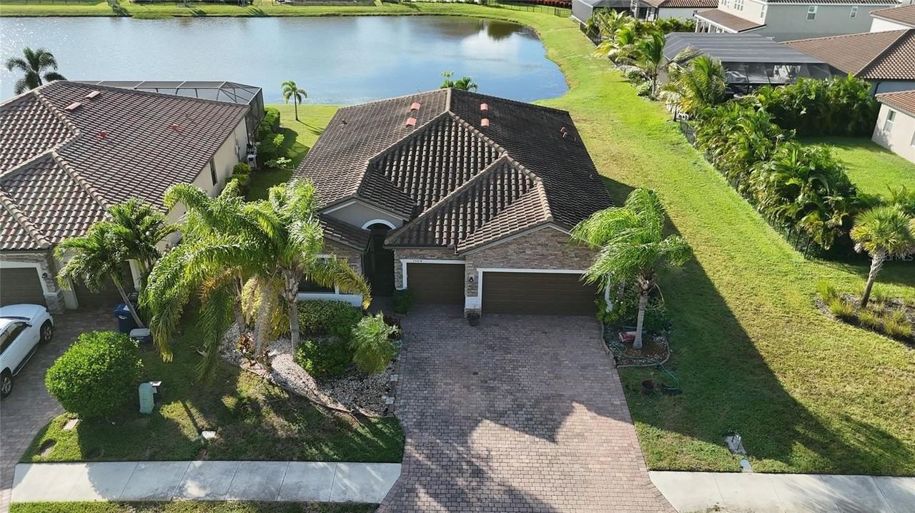 3504 Savanna Palms Ct - Photo 3 of 48